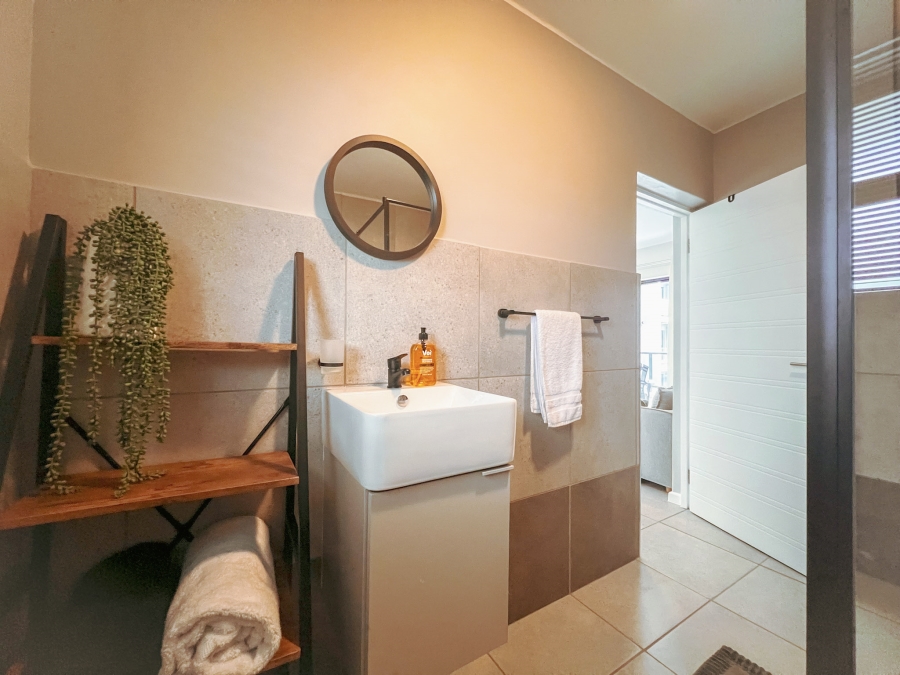 2 Bedroom Property for Sale in Laguna Western Cape